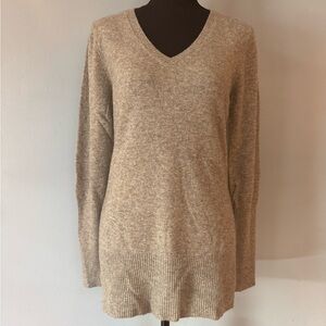 Mark Shale 100% cashmere v neck sweater women’s medium
